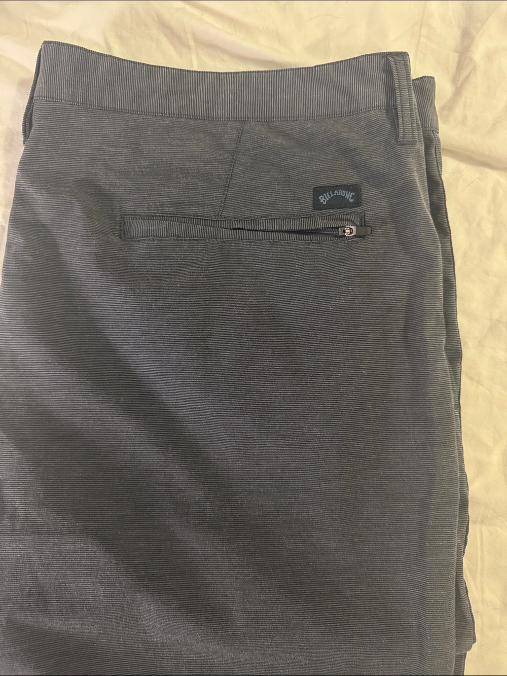 Billabong Men’s Blue Flat-Front Performance Shorts - Picture 7 of 7